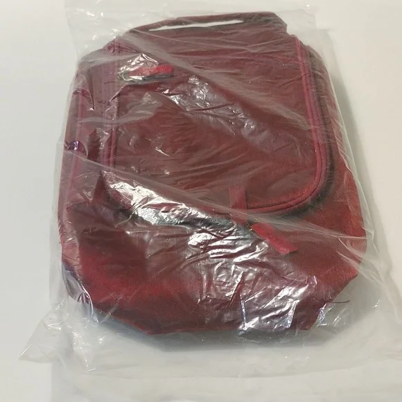 Avon travel bag - Picture 9 of 10